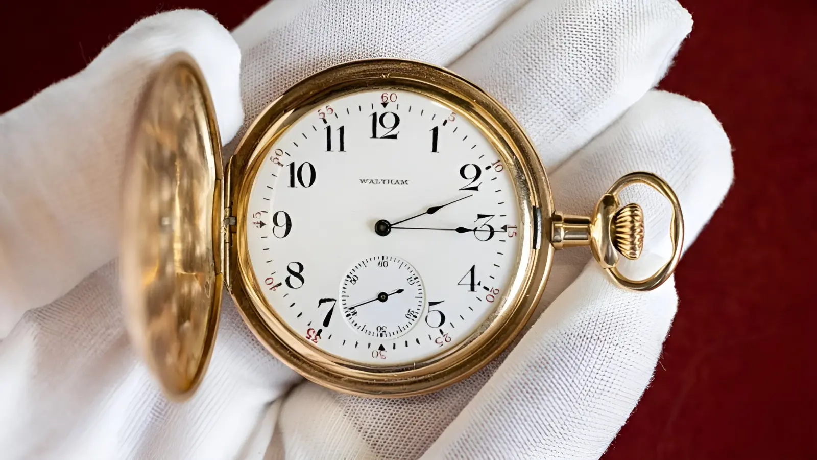 بيع ساعة أغنى ركّاب سفينة "تيتانك" بسعر قياسي