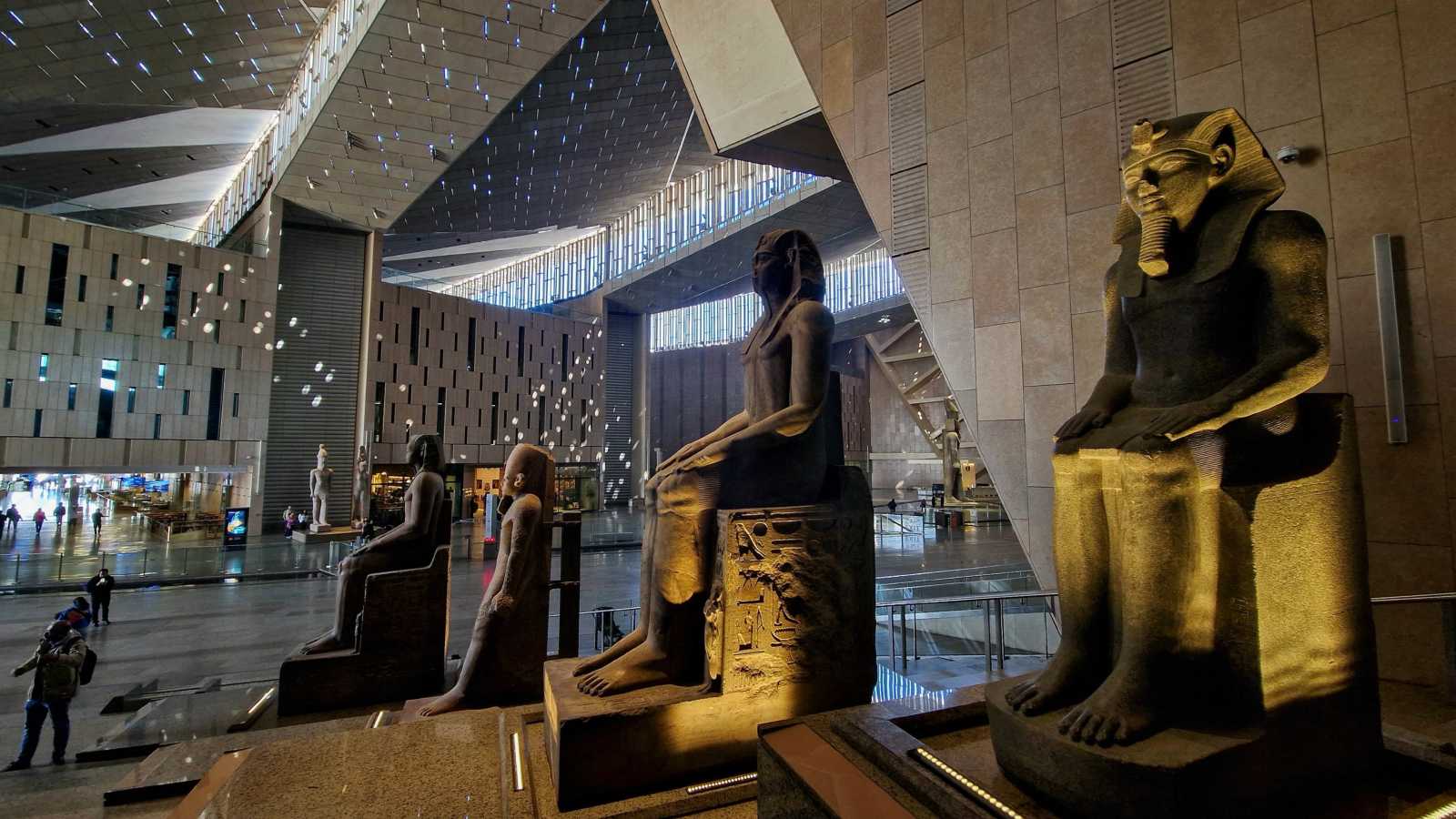 كم تبلغ أسعار دخول المتحف المصري الكبير بعد الزيادة؟ 