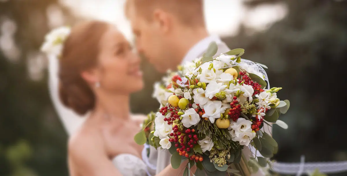 أحدث الأفكار لتنسيقات الزهور في حفلات زفاف 2016‎