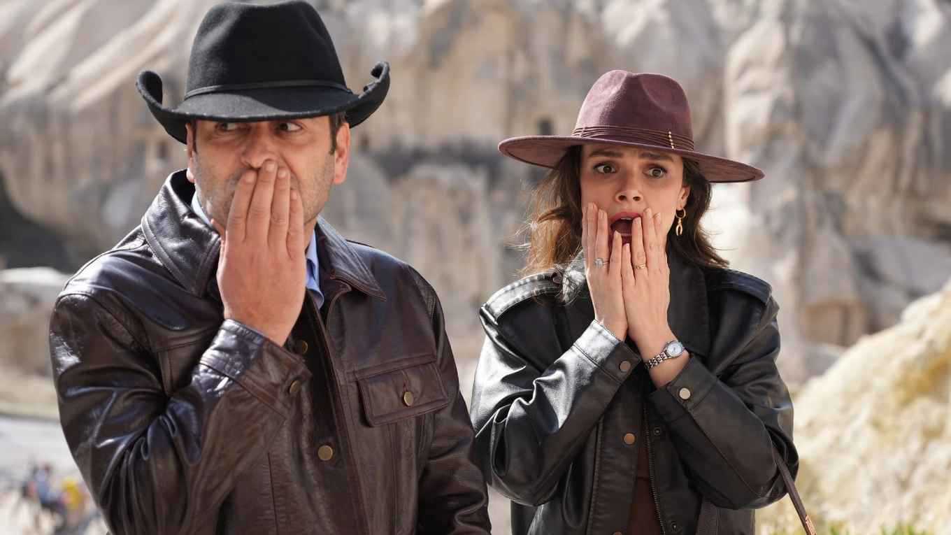 أوزان أكبابا وسينام أونسال نجما "أسطورة كابادوكيا الخيالية" 