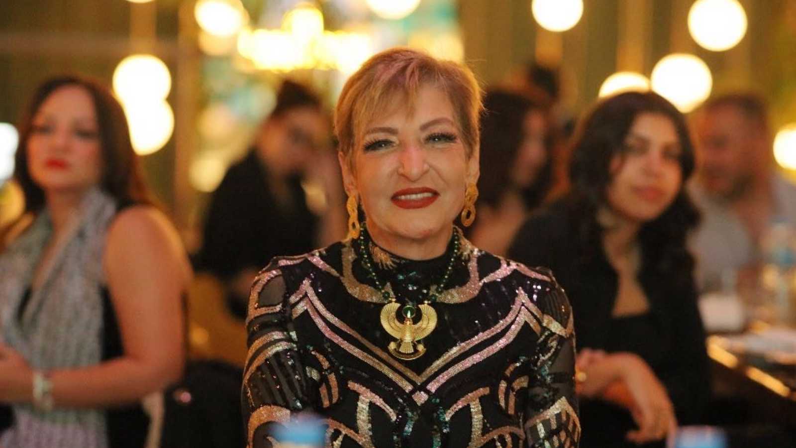 ليلى عز العرب