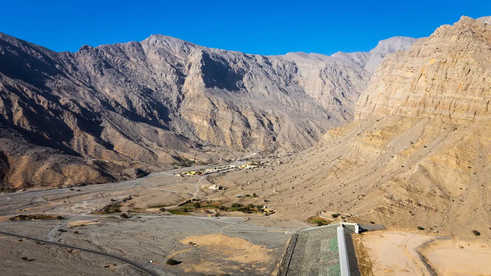 أفضل أنشطة المشي الجبلي والمغامرات في وادي غليلة