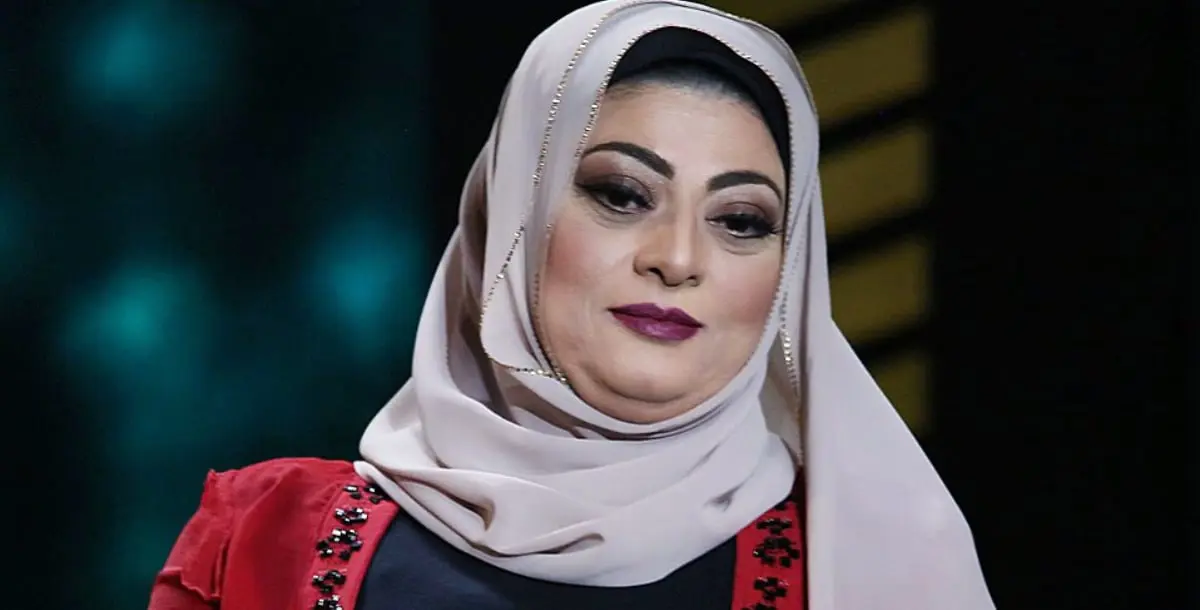 هدى حمادة: لم أعتزلْ بعد الحِجاب.. وارتداء انتصار للباروكة "حرام"!