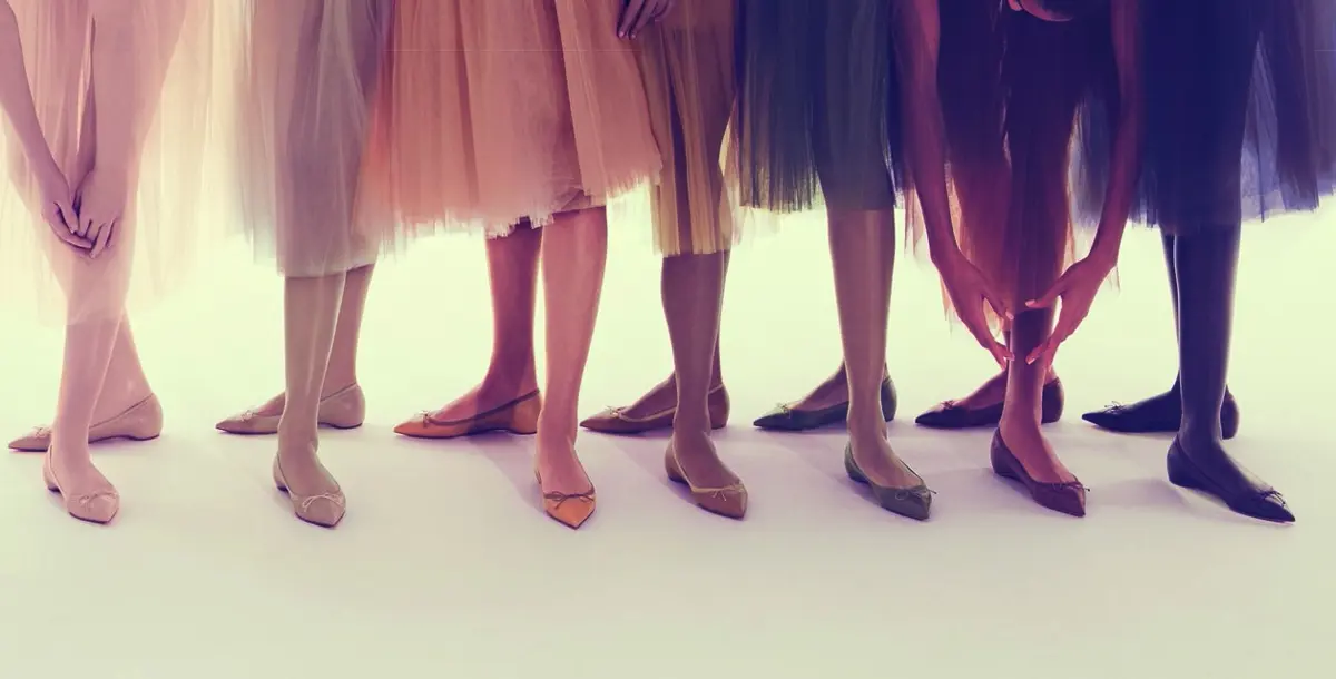 كريستيان لوبوتان يطلق أحذية لموسم ربيع 2016 بألوان النيود