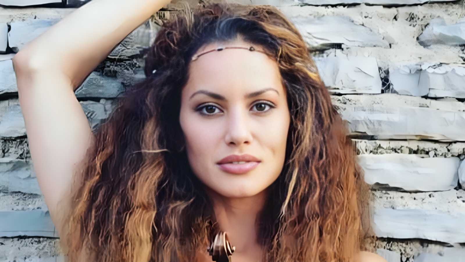 نجمة تركية تتعرض للضرب من زوجها