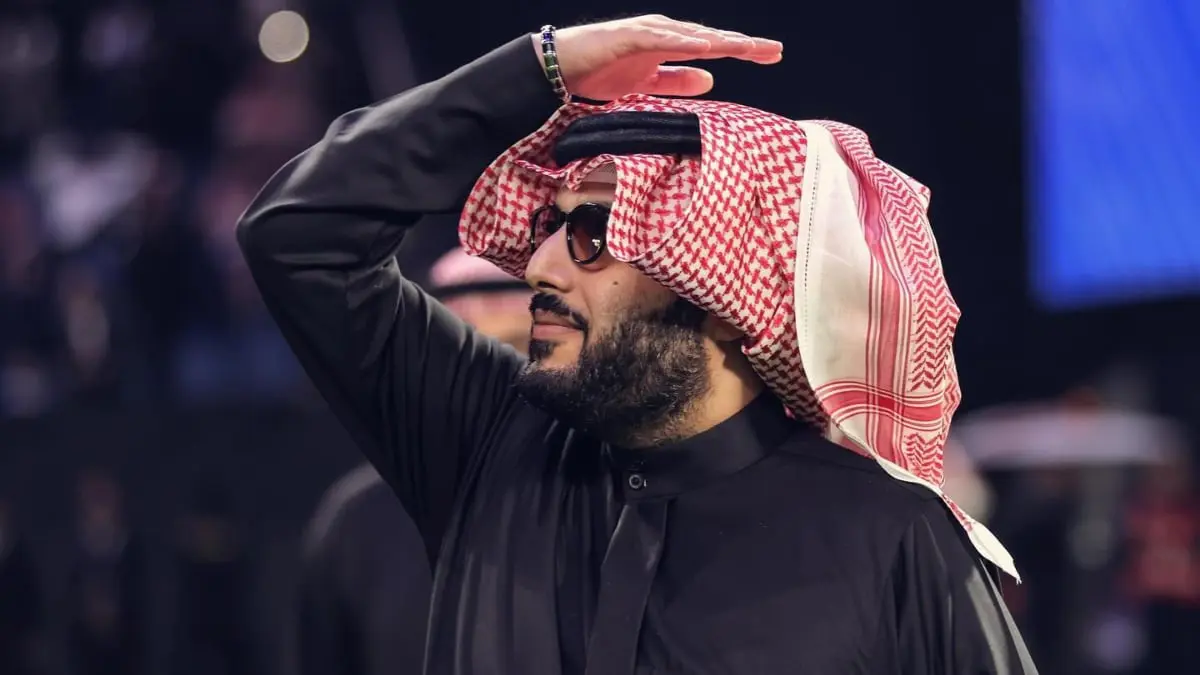 تركي آل الشيخ يرد على انتقادات الجمهور لغة حوار مسلسل "الحشاشين"