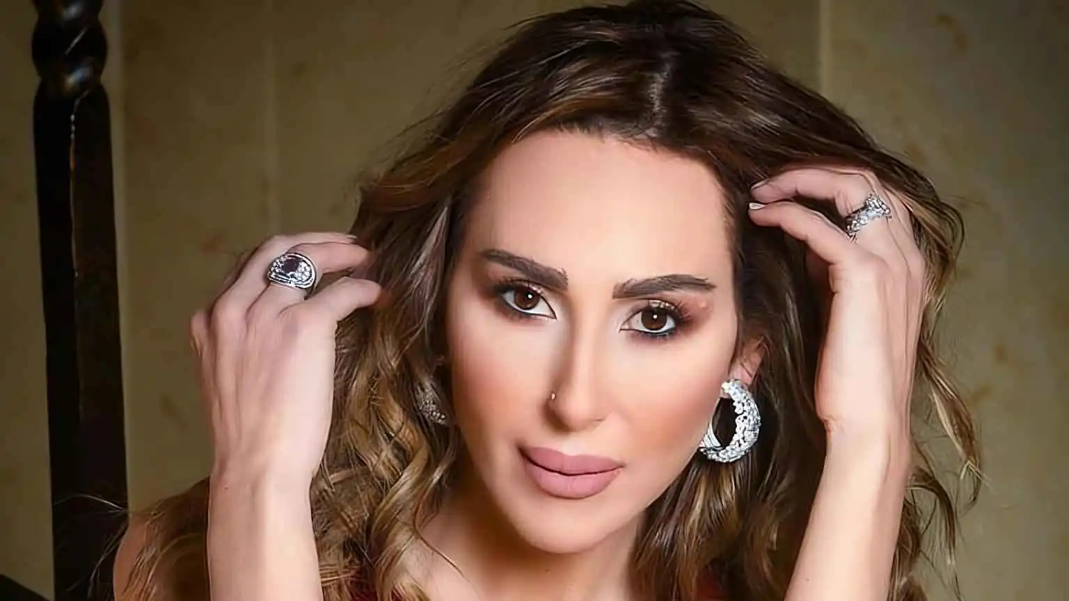 لوحاتك عزائي.. ورد الخال تستذكر والدتها الراحلة مها بيرقدار