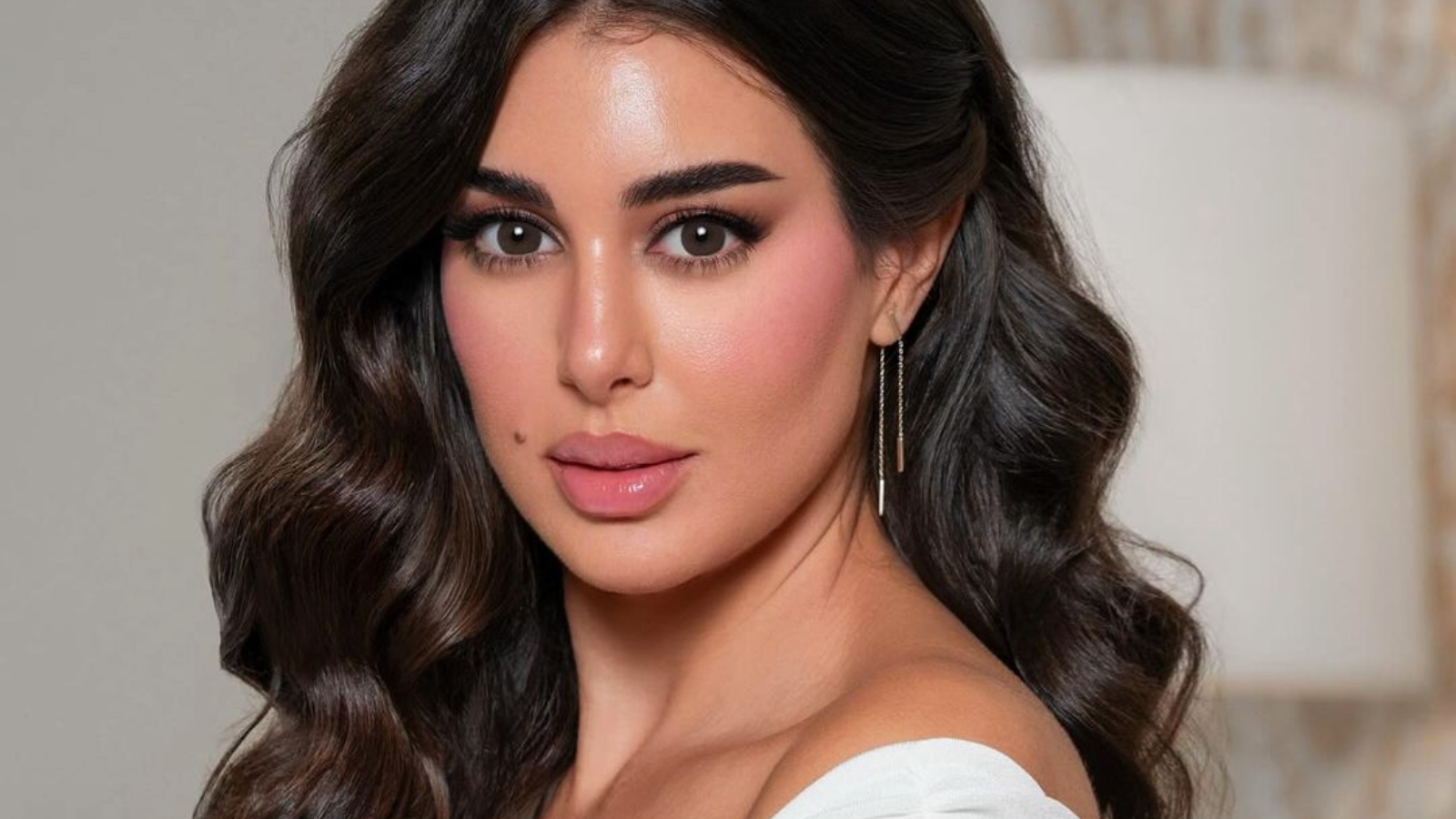  ياسمين صبري