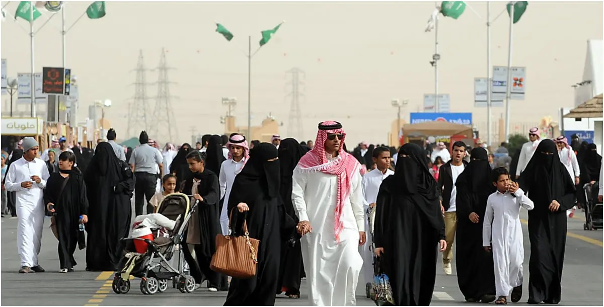 مُنى الدوسري تقرأ مُستقبل المُجتمع السعودي: "الذكورية" ستندثر لصالح التشاركية!