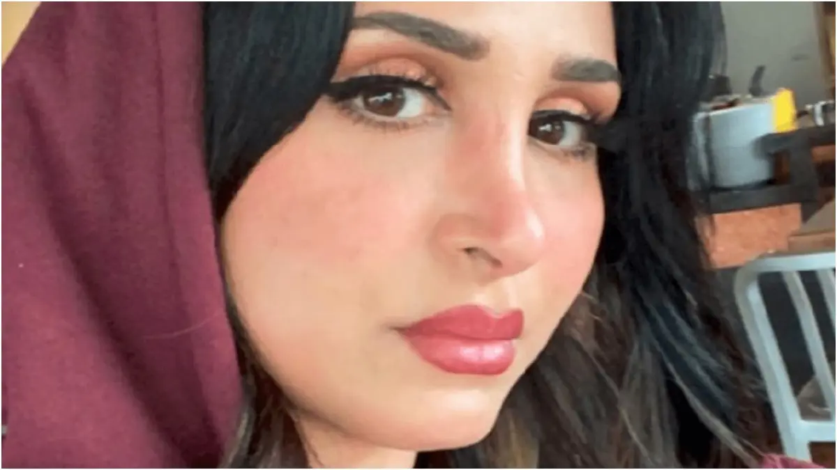 هند القحطاني تتصدق عن والدها في مساجد "خميس مشيط" بالسعودية