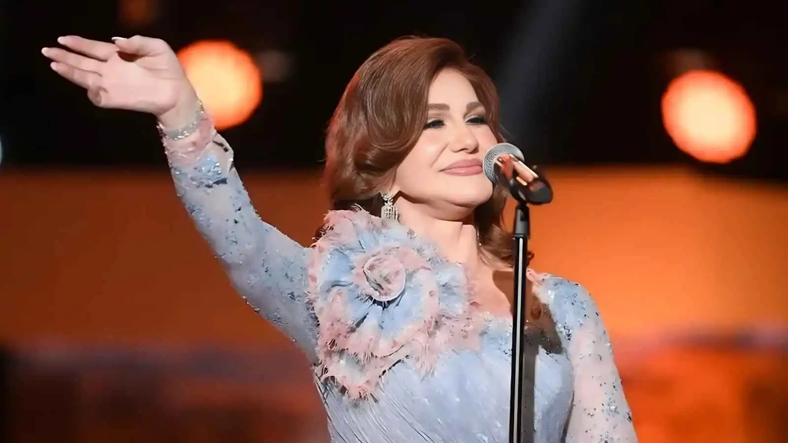 ميادة الحناوي ومحمد خيري يحلّقان طرباً في "مهرجان قرطاج الدولي"