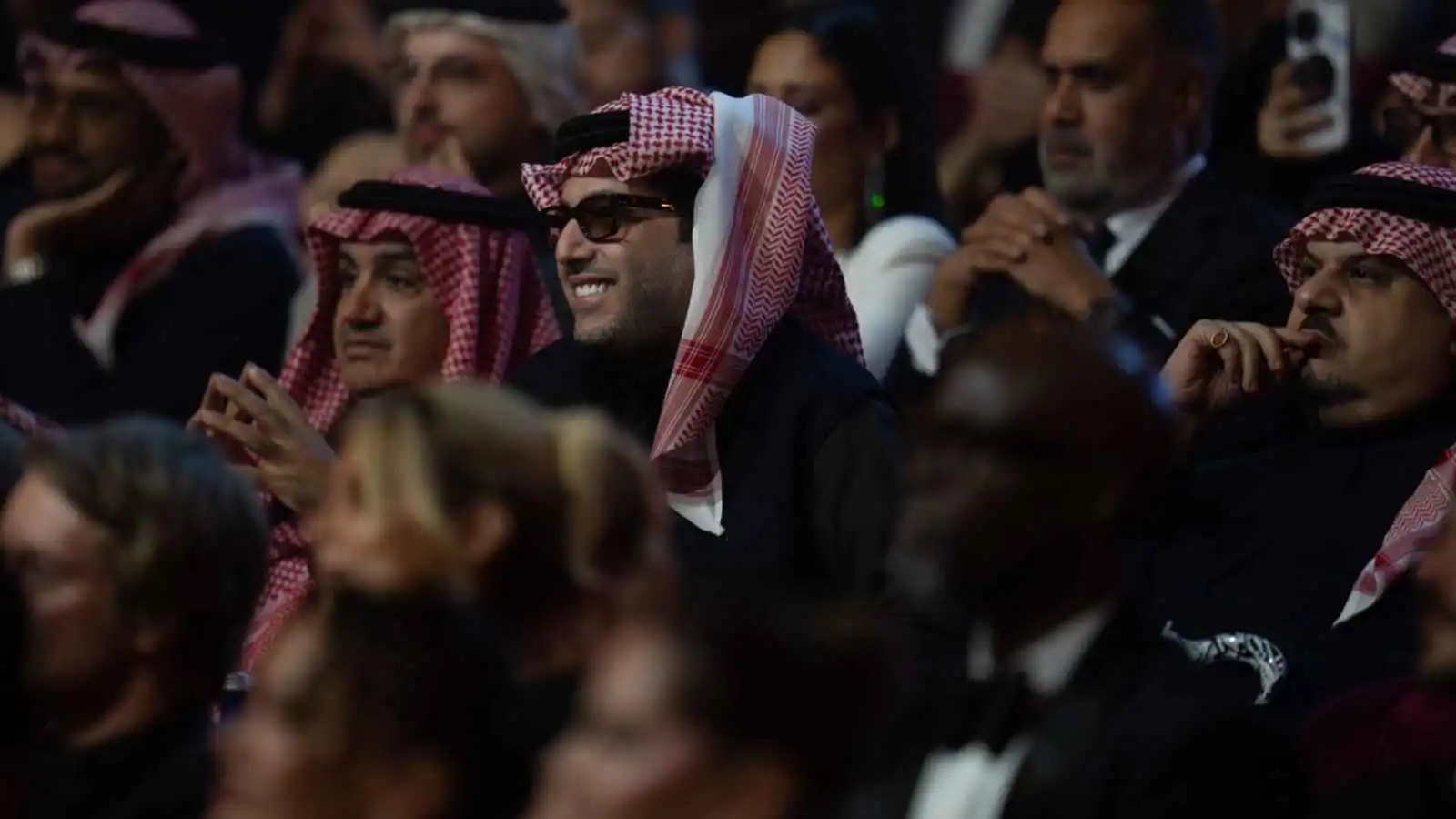 تركي آل الشيخ يوثق كواليس "مود الرياض" (فيديو)