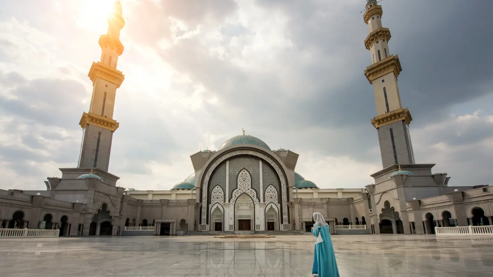 المسجد الكرستالي