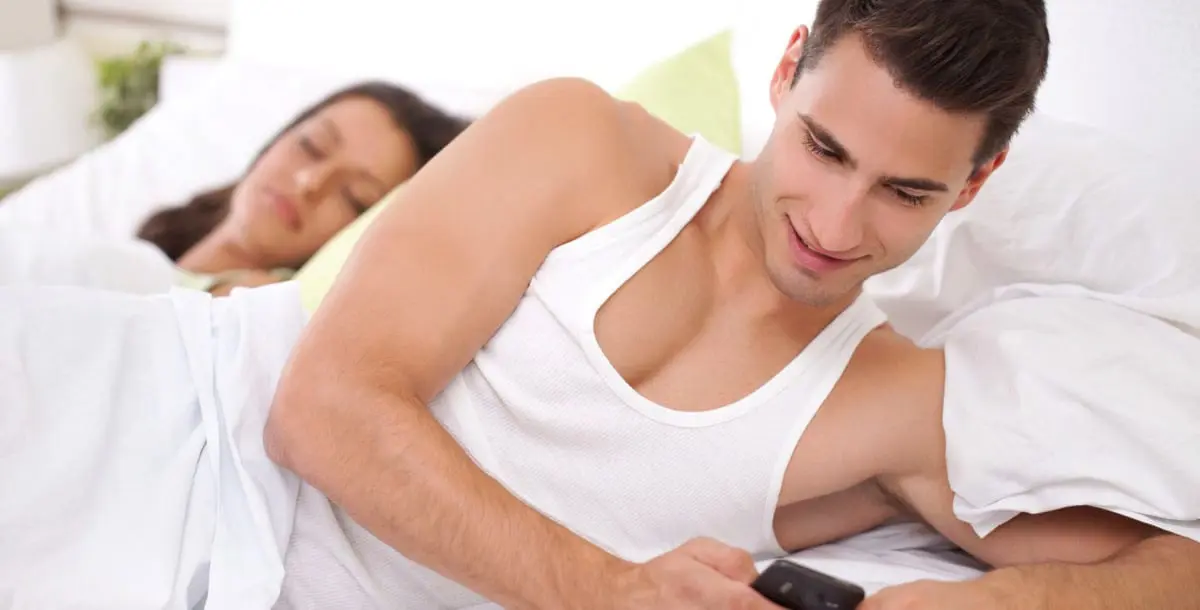 6 حقائق تدل على خيانة زوجك