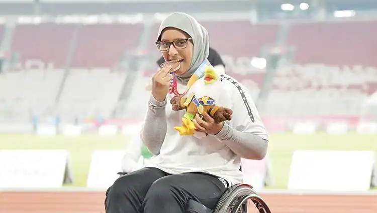 سارة السناني أول إماراتية تحصد ميدالية بارالمبية صيفية