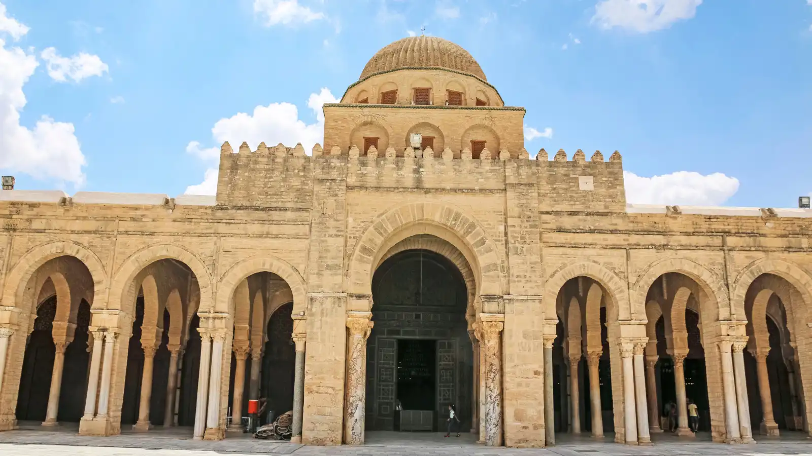 جامع القيروان الكبير في تونس