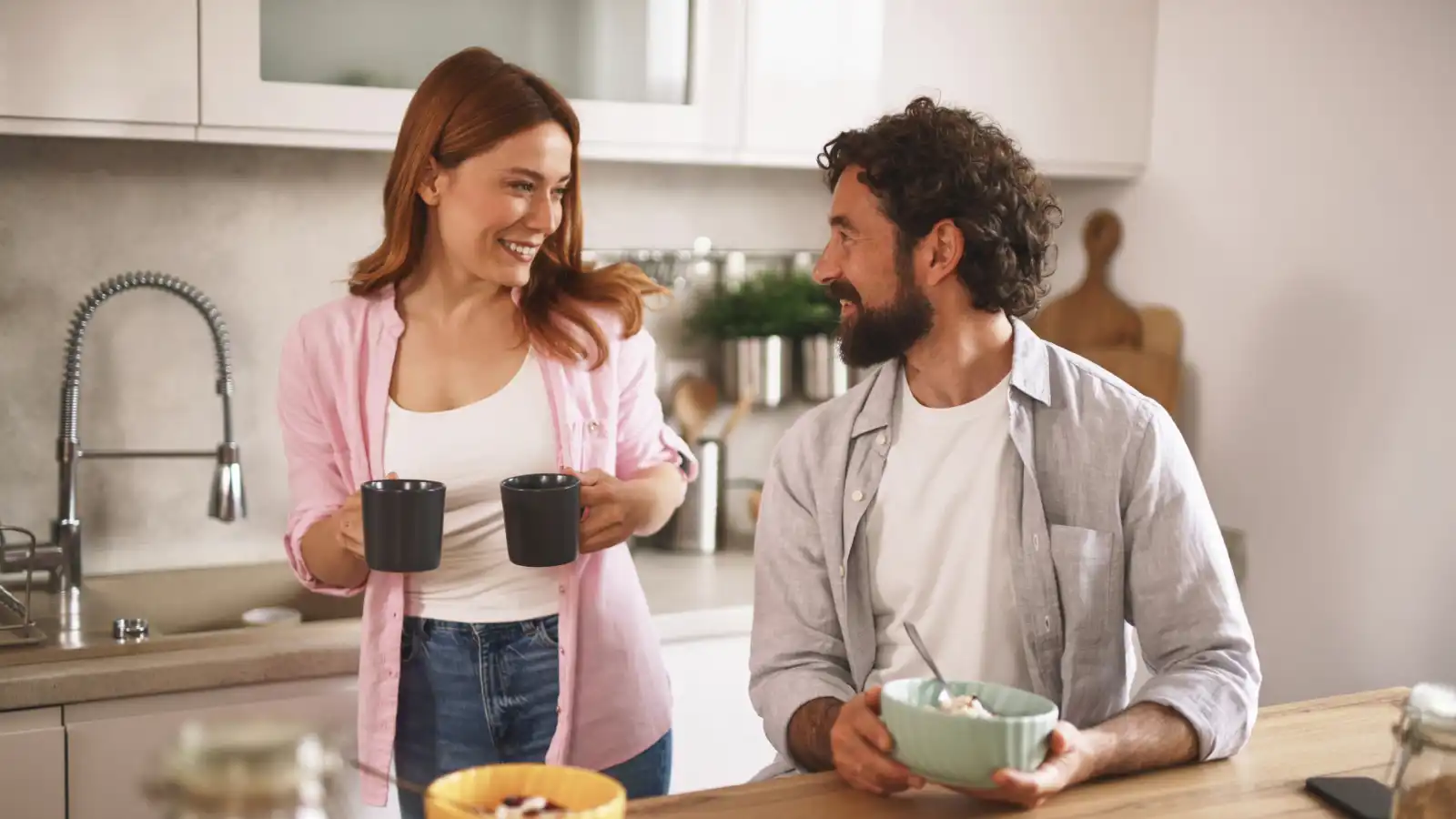 كيف تتعامل المرأة مع الرجل بذكاء؟ 