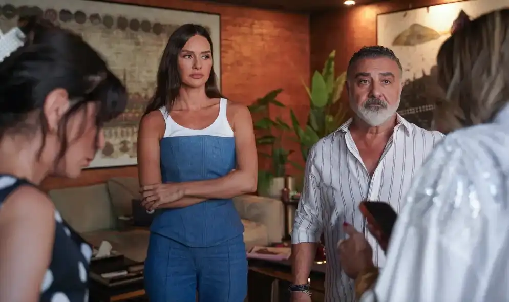 مسلسل قهوة مالحة الحلقة 3