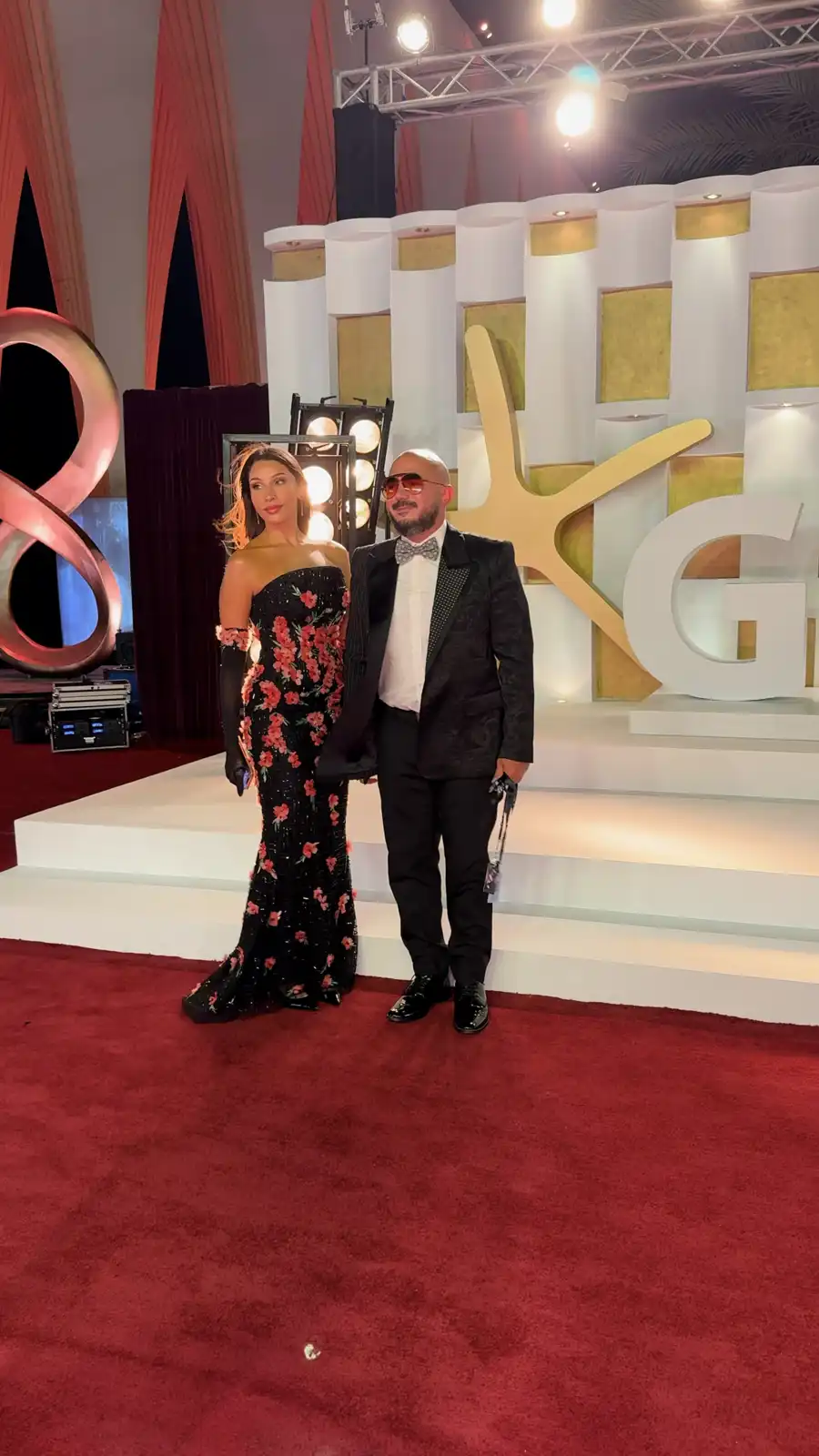 ثنائيات المشاهير تزين انطلاقة مهرجان الجونة 2025