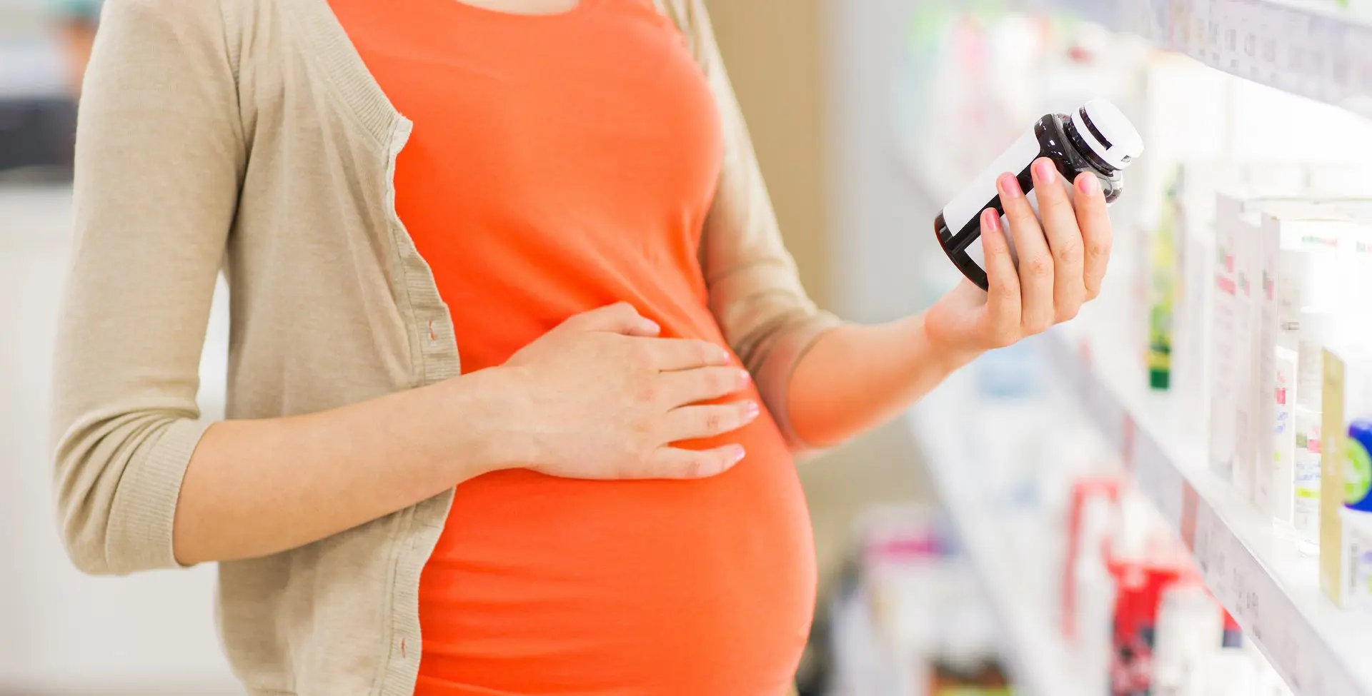 فيتامين D أثناء الحمل يقي طفلك من التصلب المتعدد
