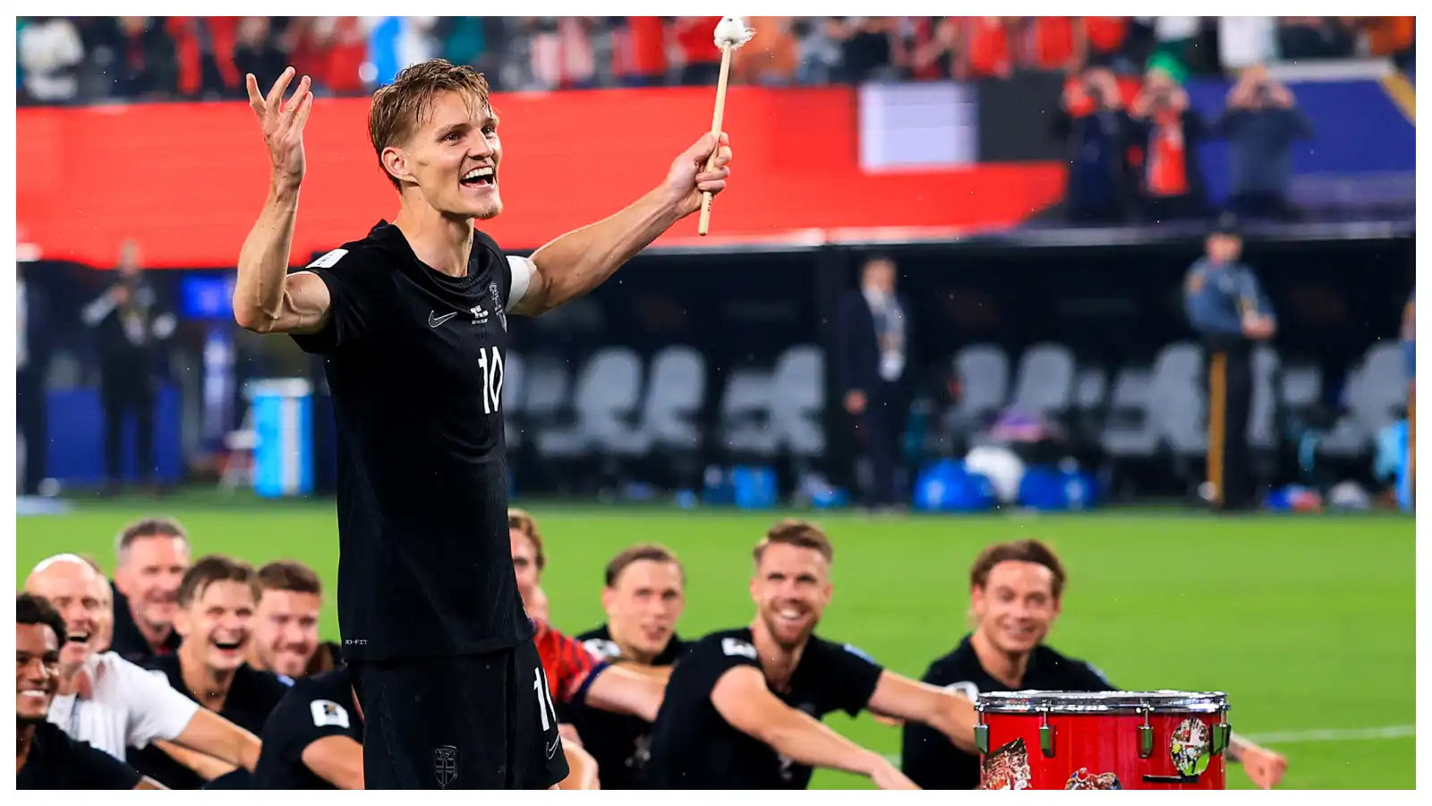 كيف احتفل منتخب النرويج بالتأهل للدور 32 في كأس العالم 2026؟