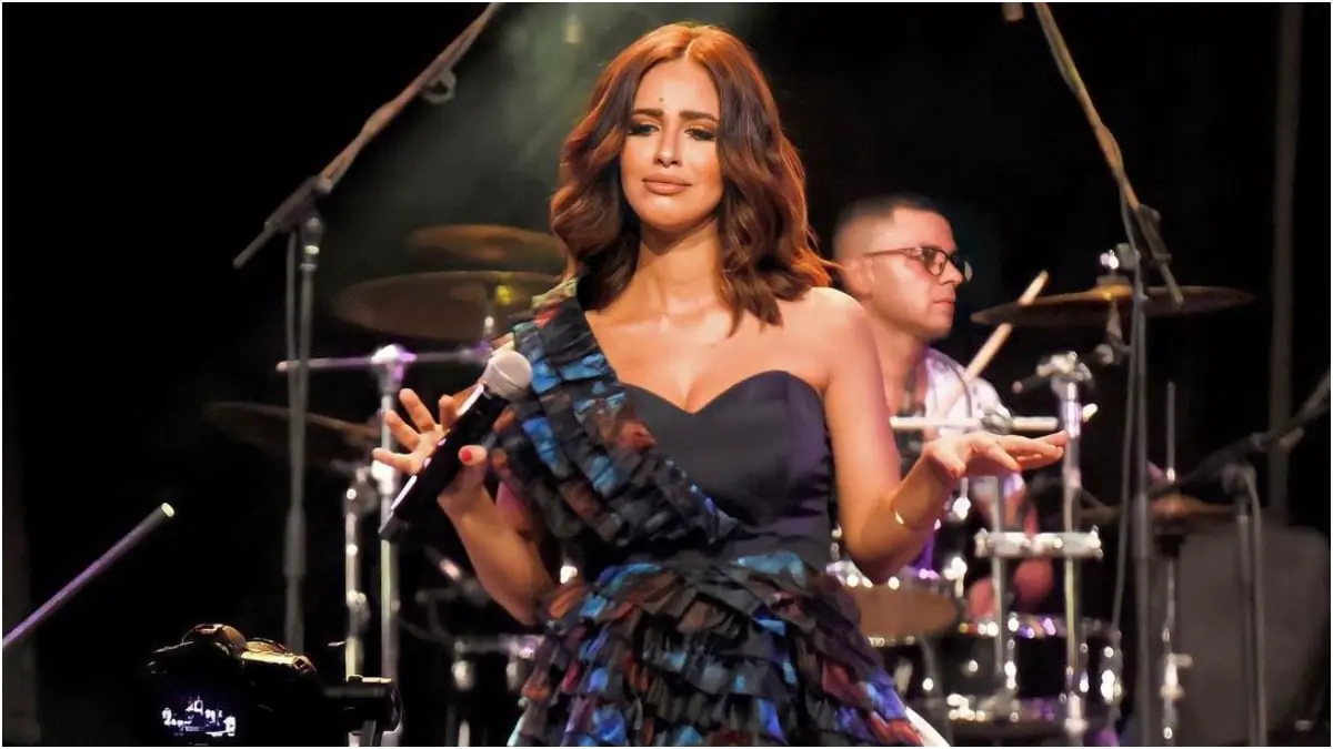 رنا سماحة توثق مشاهد من زفافها في أغنيتها الجديدة بظهور تامر حسني