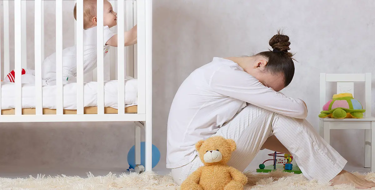 دراسة: اكتئاب ما بعد الولادة يُعرِّض طفلكِ لهذا الخطر