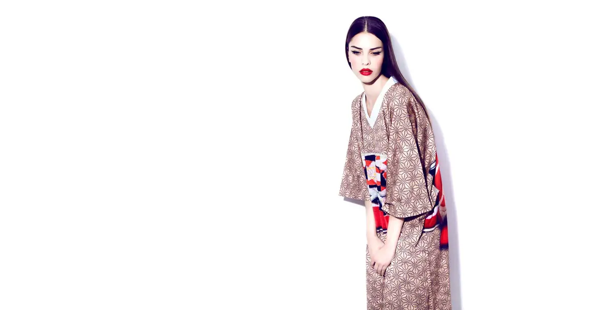 قصّة الكيمونو تهيمن على الموضة