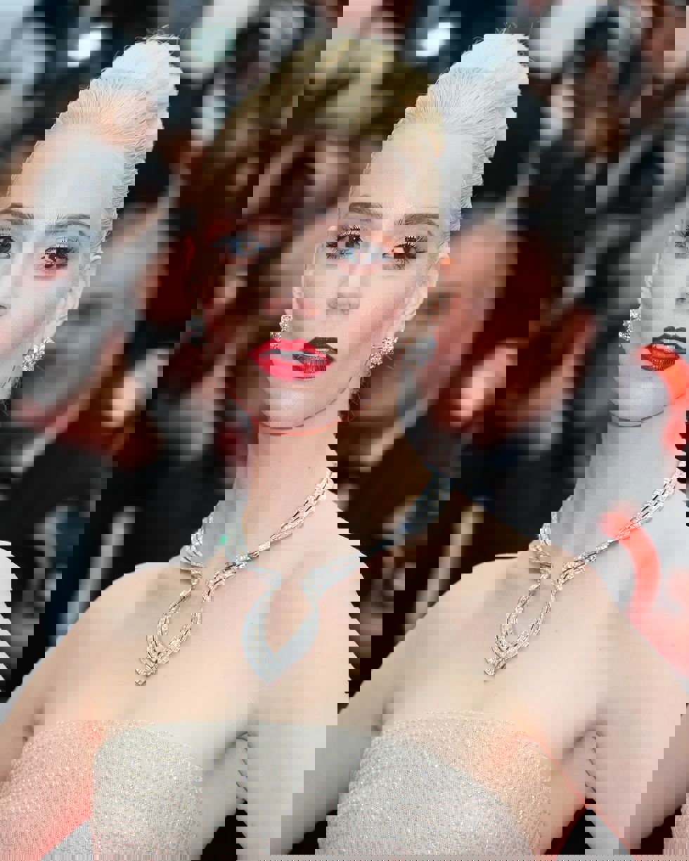 dbeb70a8-2773-4c72-b45d-b307d577a608