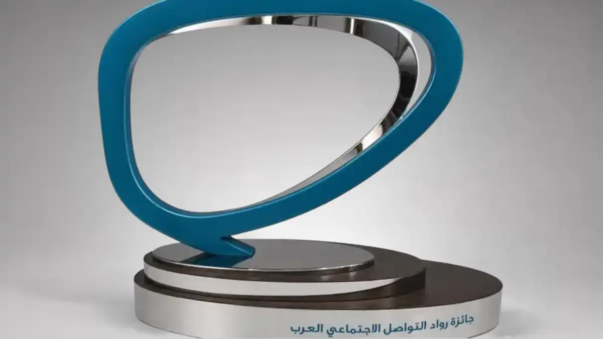 الفائزون بجوائز رواد التواصل الاجتماعي العرب  في قمة الإعلام العربي 2026