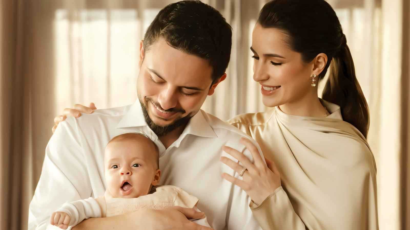 الأميرة رجوة والأمير الحسين مع ابنتهما الأميرة إيمان