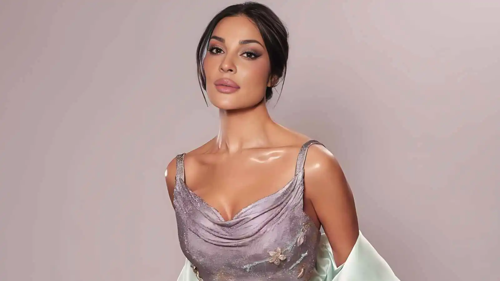 نادين نجيم تعلّق على مقارنة أدوارها مع باميلا الكيك وكاريس بشار