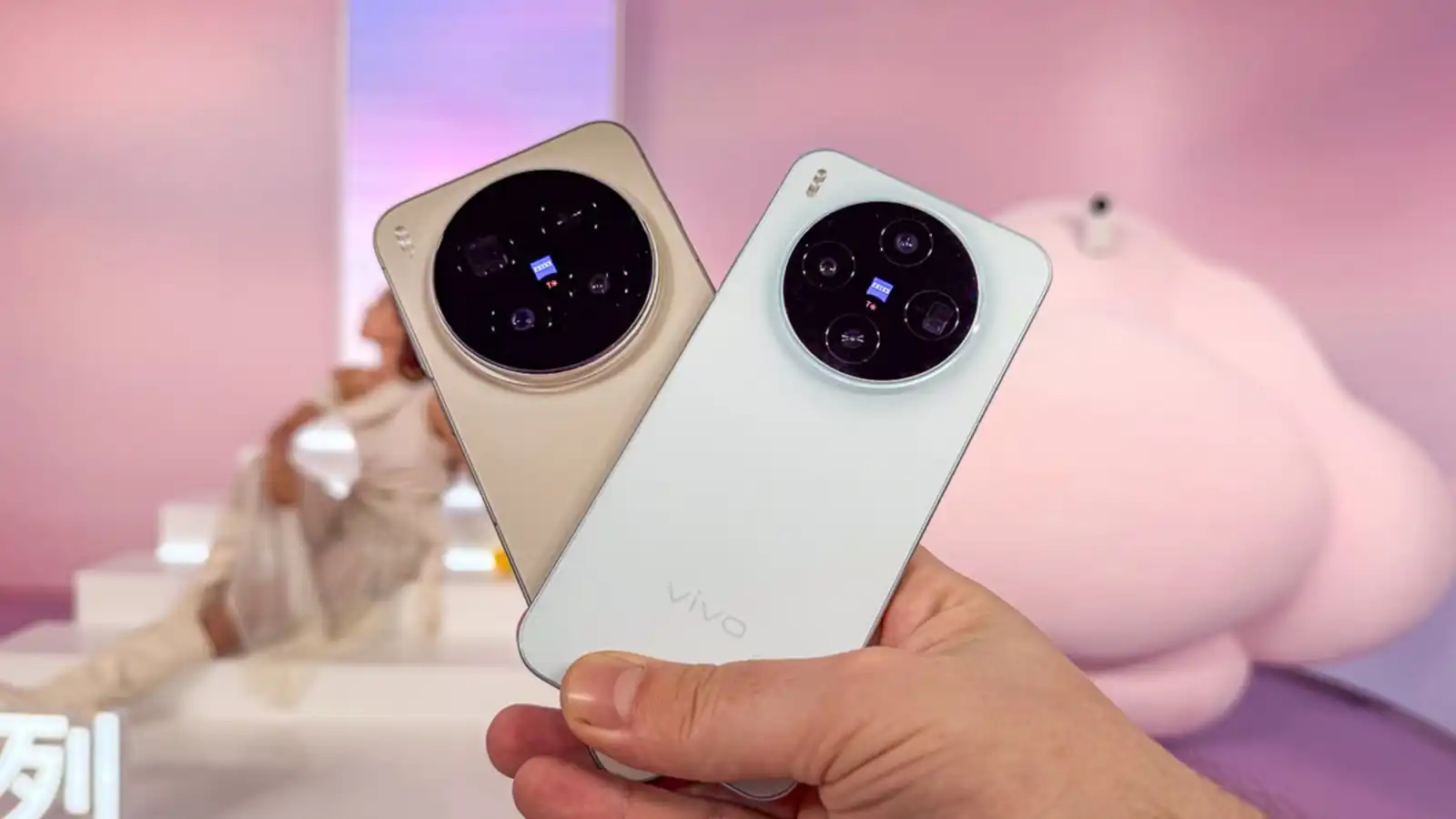 مواصفات هاتف Vivo X300 Pro الجديد 2025.. معالج قوي وكاميرا خرافية