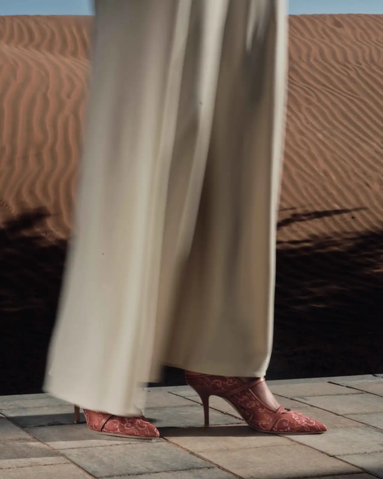 Malone Souliers بالتعاون مع المصممة السعودية نجود