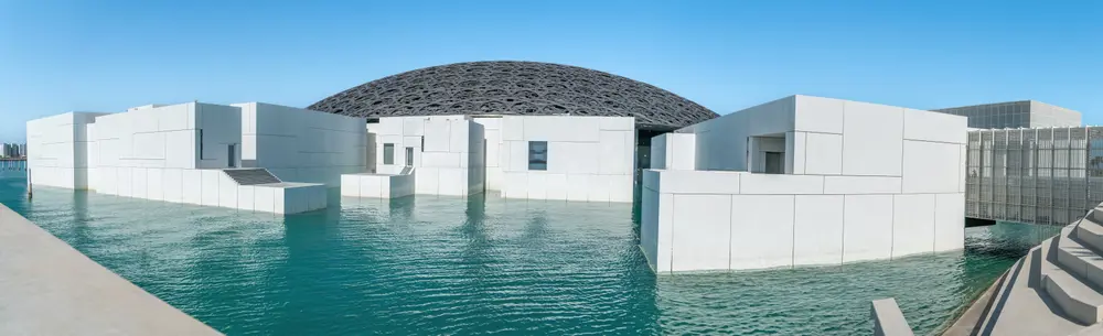 اللوفر