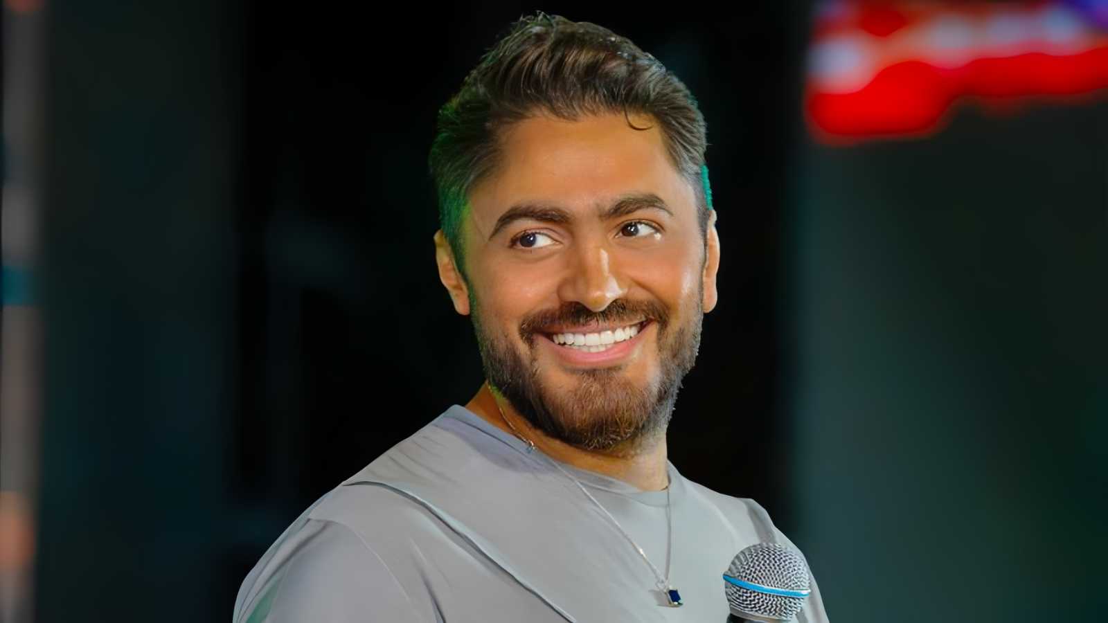 الشاعر رمضان محمد يكشف لـ"فوشيا" سبب استئصال جزء من كلية تامر حسني