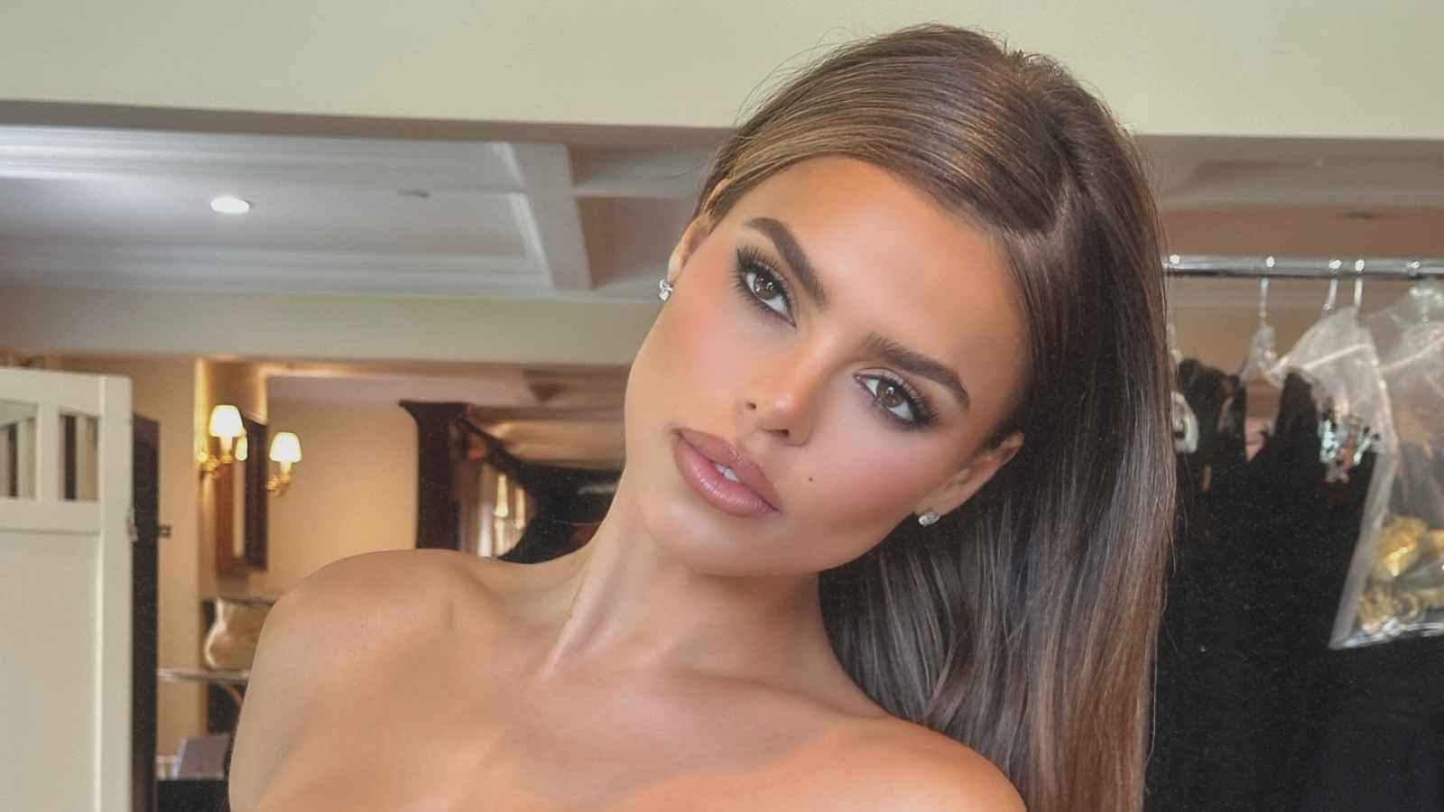 بعد علاقتها بأمير يوناني.. اللبنانية بروكس نادر تواعد هذا اللاعب