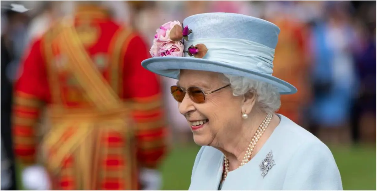 الملكة إليزابيث تواجه انتقادات حادة.. والسبب ما فعلته على تويتر!