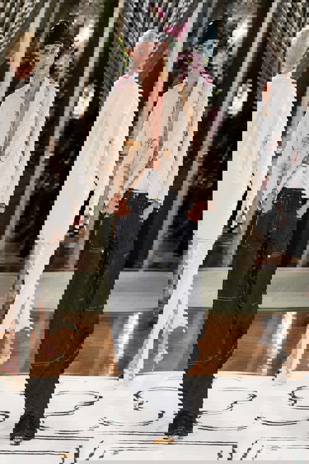 e27b2fd6-a8be-414f-a73b-4ae3c03a1d39