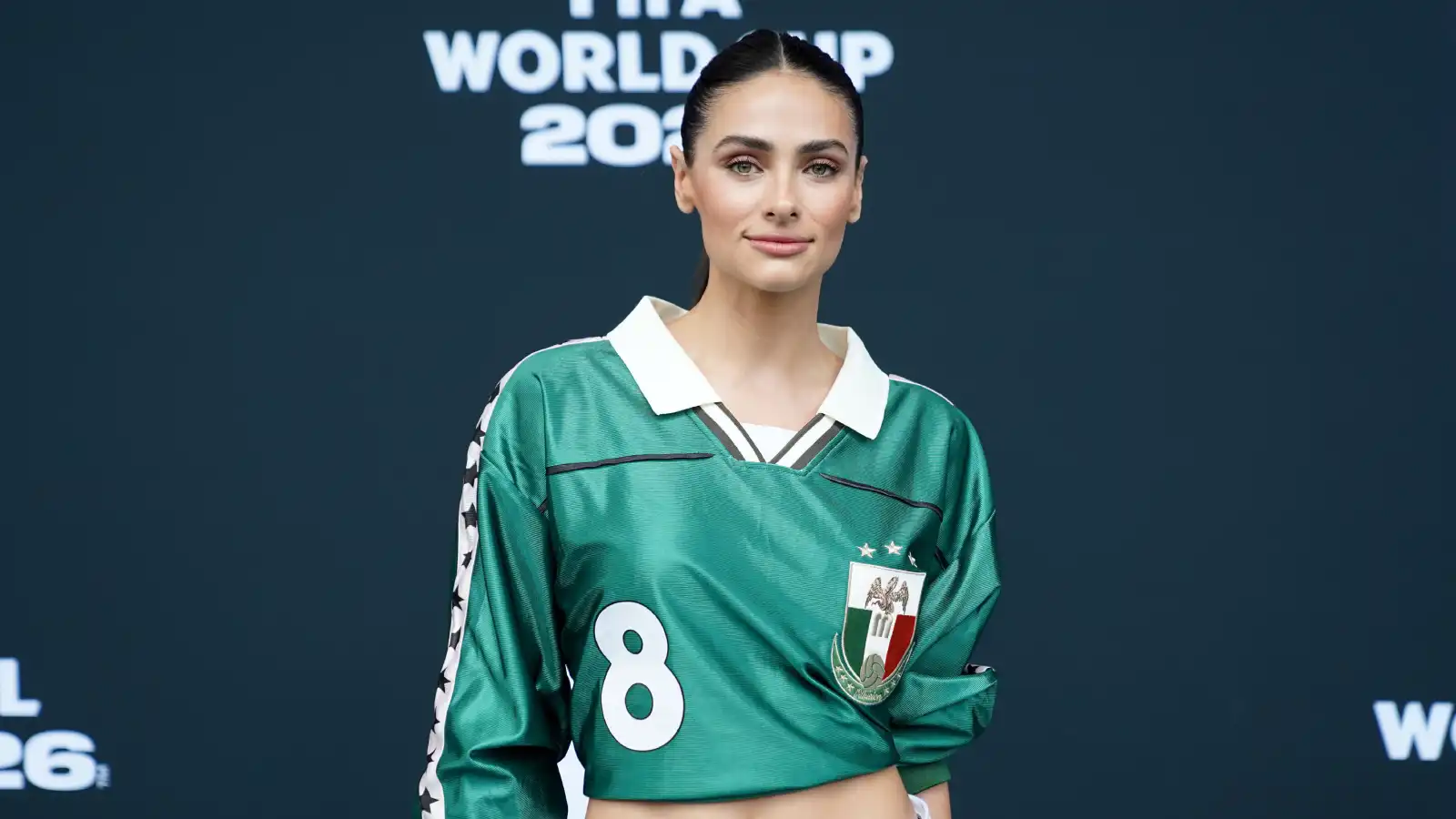 إطلالات ستريت ستايل مستوحاة من أجواء كأس العالم 2026