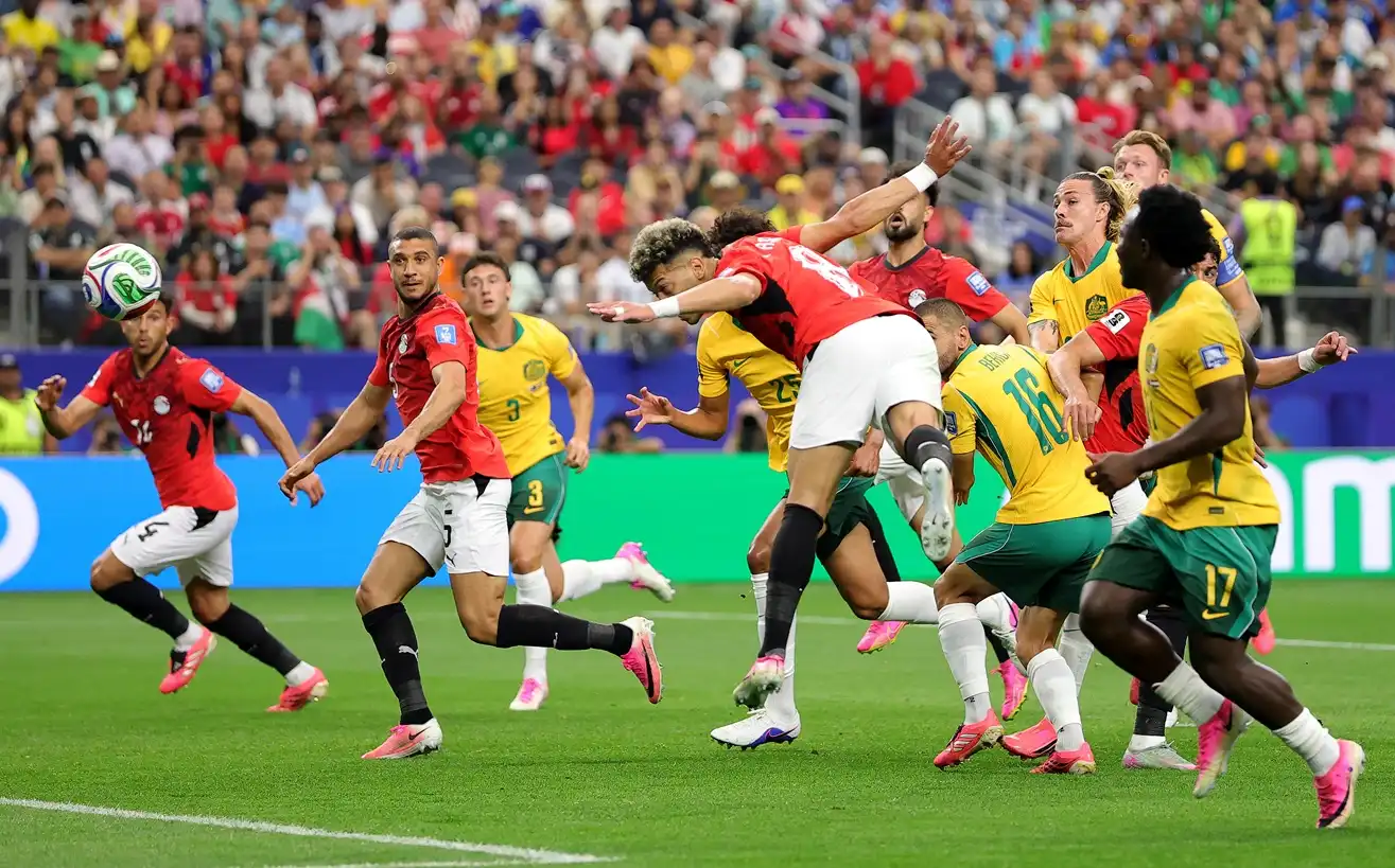إمام يسجل هدف التقدم لمنتخب مصر في مرمى أستراليا