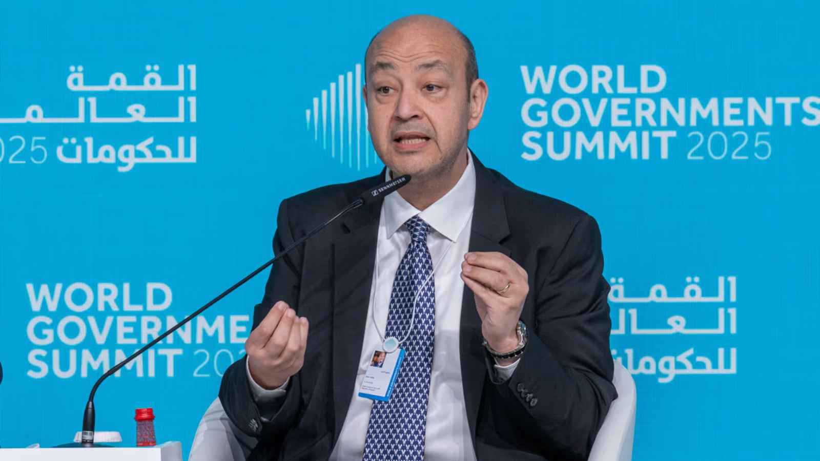 "أنا المذيع الأغلى".. عمرو أديب يرد على منتقدي راتبه الضخم