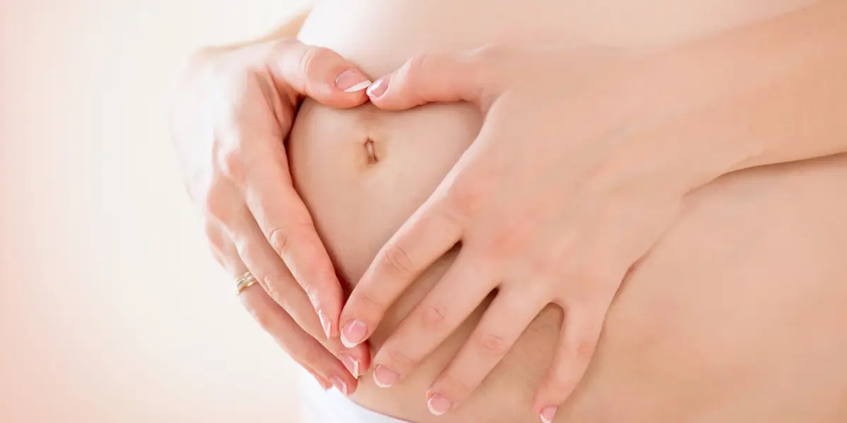 كيف تحمين نفسك من تشققات الحمل؟