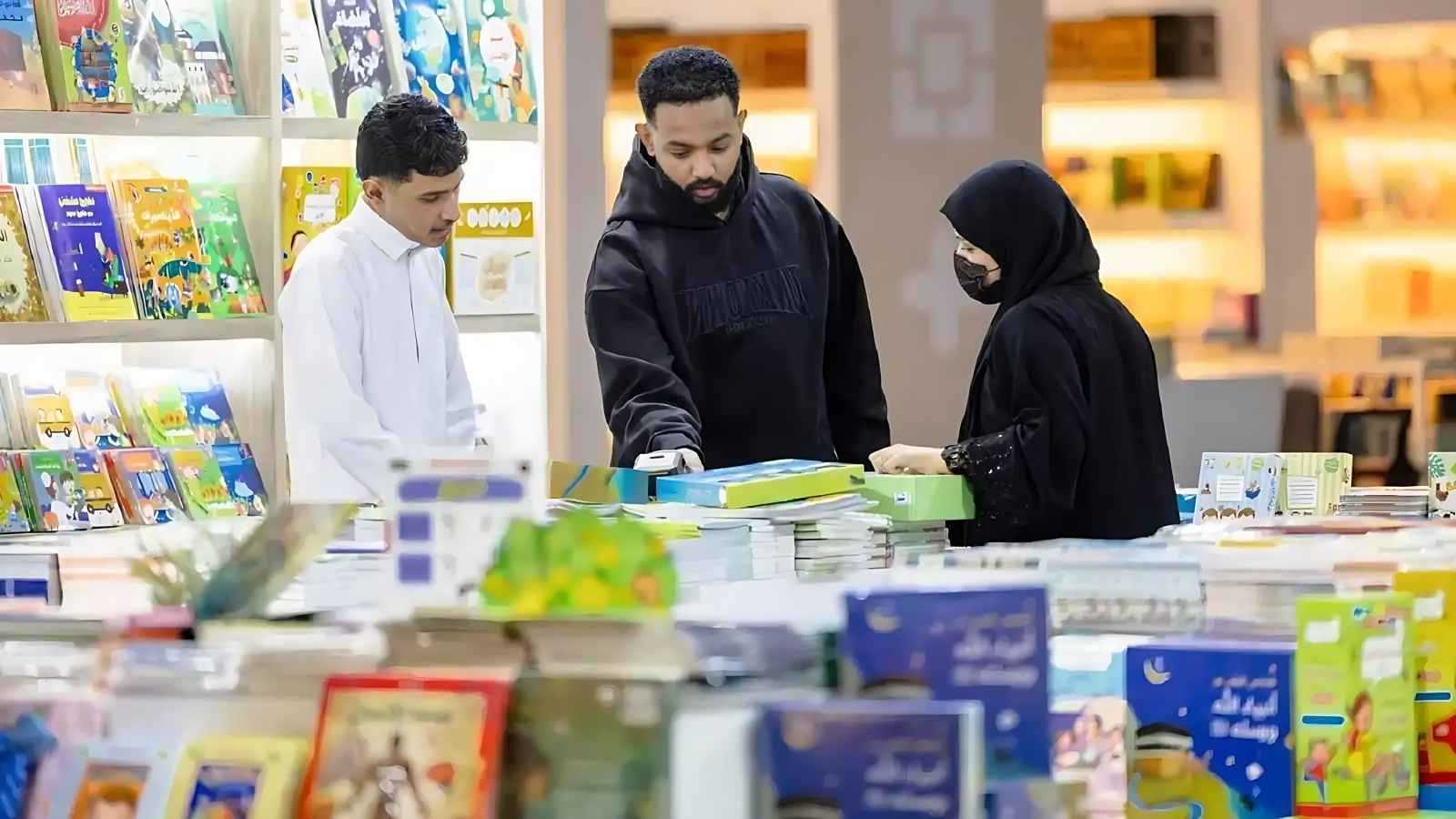 انطلاق معرض جدة للكتاب 2025 بمشاركة واسعة