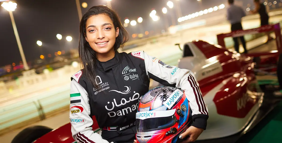تعرفي على أول فتاة عربية تخوض سباقات الفورمولا 4 في أوروبا!