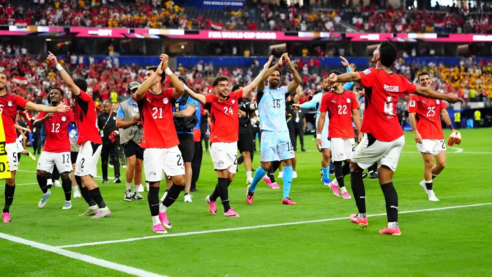 نجوم الفن يحتفلون بتأهل مصر إلى دور الـ16 في كأس العالم 2026