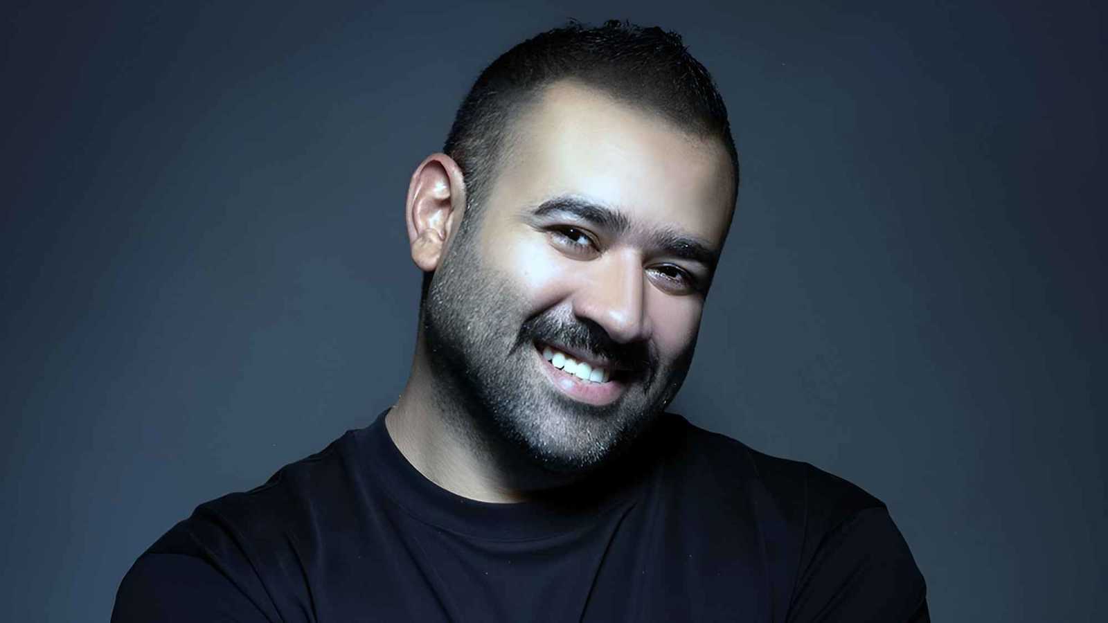 بشار الشطي يعزف ويغني في كواليس "جناية حب" (فيديو)