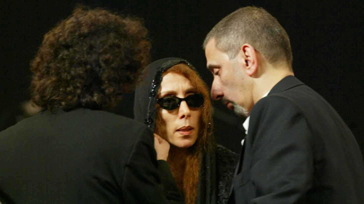 زياد الرحباني ووالدته فيروز