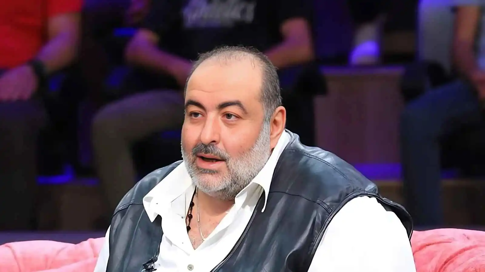 ابنة سامح عبد العزيز توثق فقد والدها في فيلم "وجع الفراق"