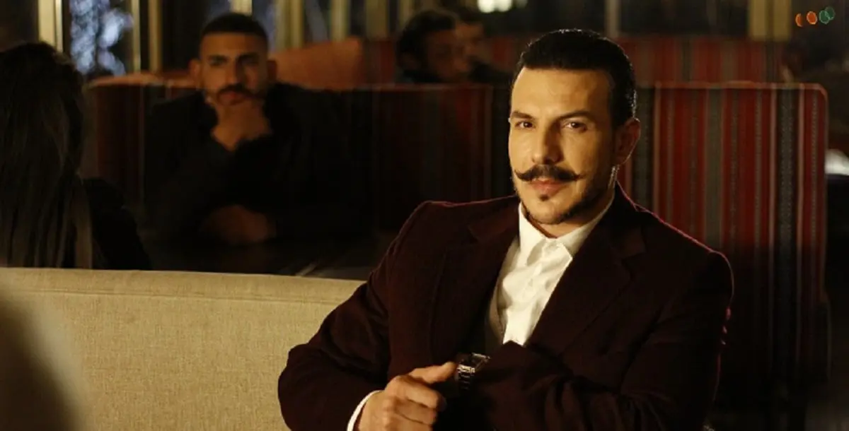 باسل خياط يستجيبُ لرغبات معجباته . ويحقق  أمنية إحداهن يوم زفافها!
